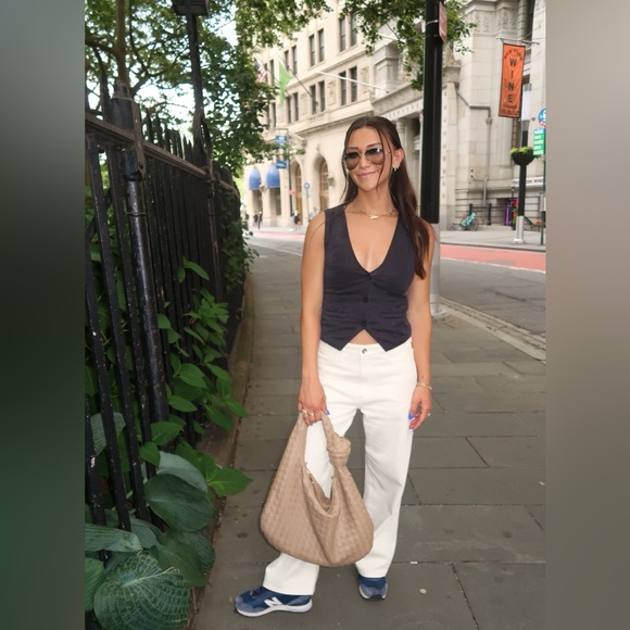 Meet your Posher, Maddie - Picture 3 of 4